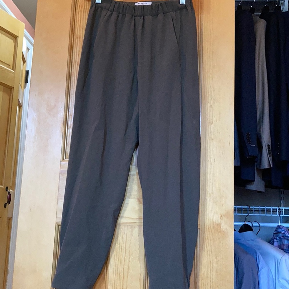 Olive green Babaton Dexter pant